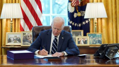 us-president-joe-biden-quits-white-house-race,-endorses-vp-kamala-harris